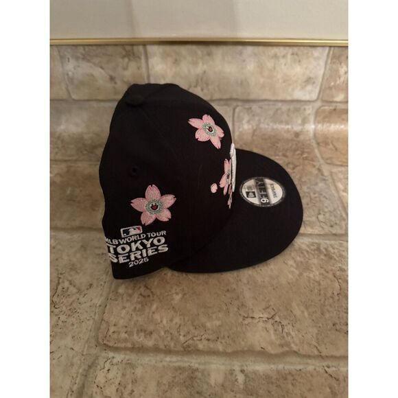 Takashi Murakami + MLB Tokyo Series 2025 New Era 9Fifty Dodgers Black Snapback - Picture 2 of 5